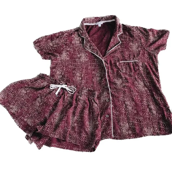 SPLENDID | S | Woven Drawstring Mini Shorts &amp; Top PJ Set in Speckled Dots Maroon