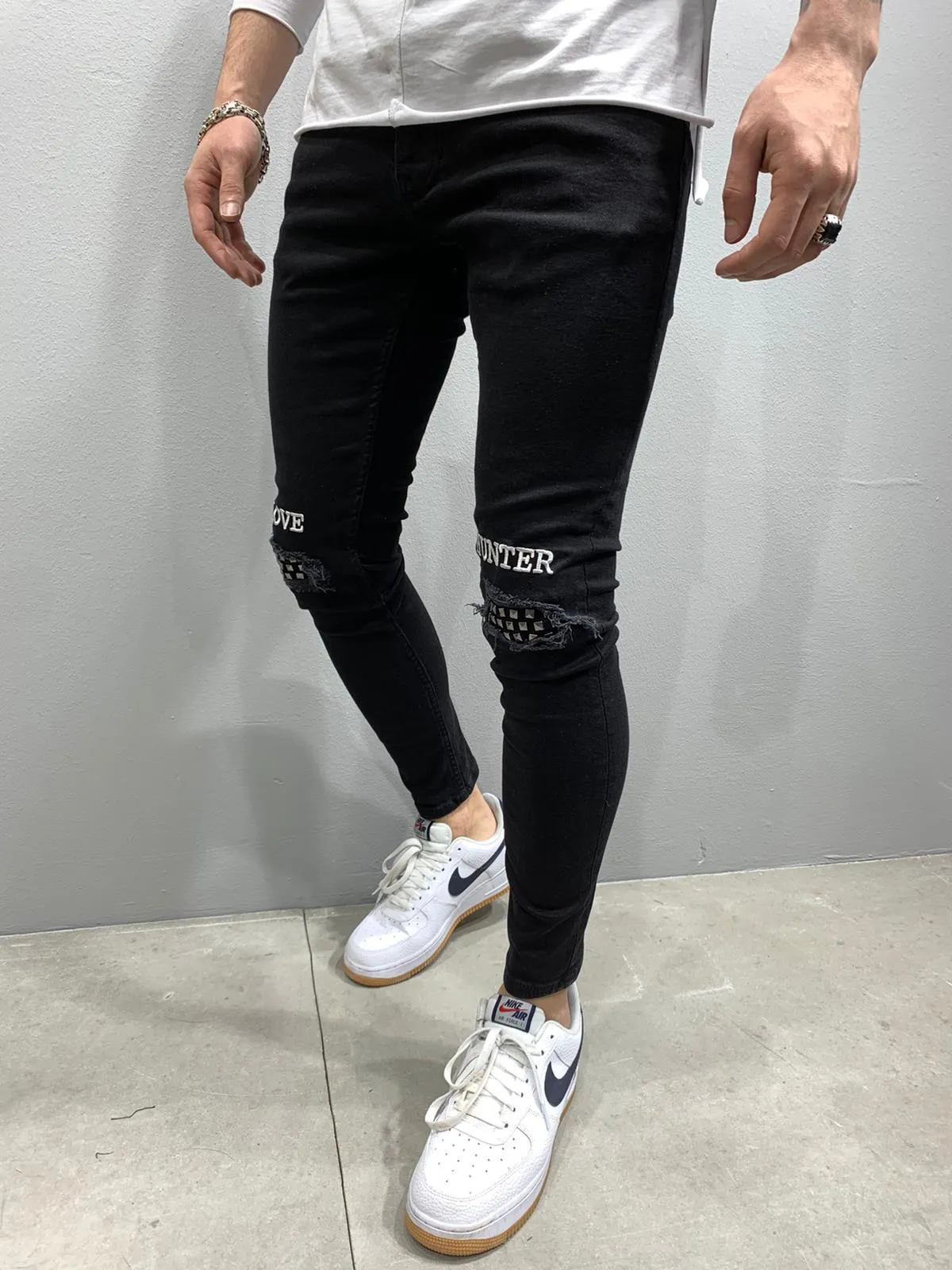 STYLE NUMBER 40