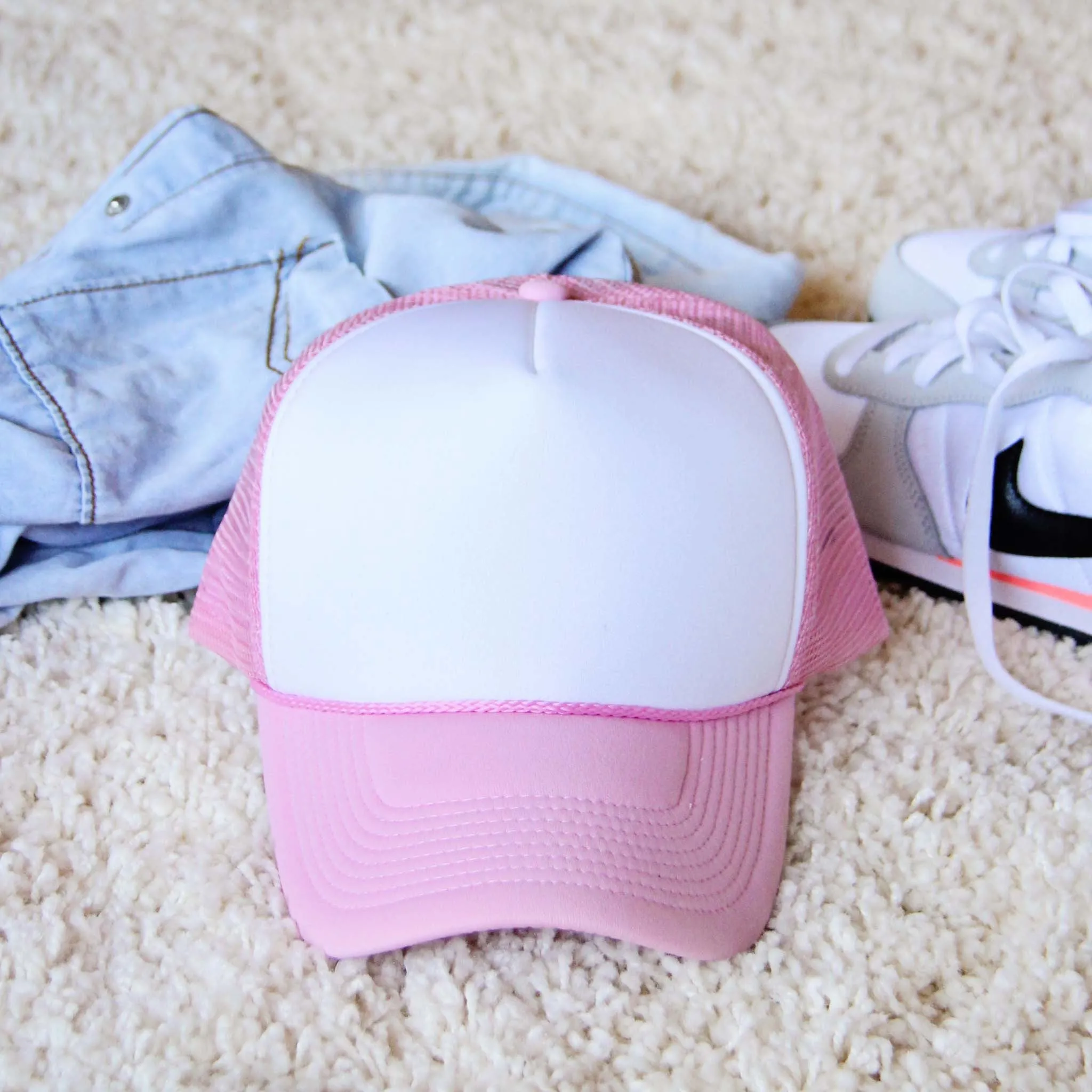 Sweet Trucker Hat in Pink