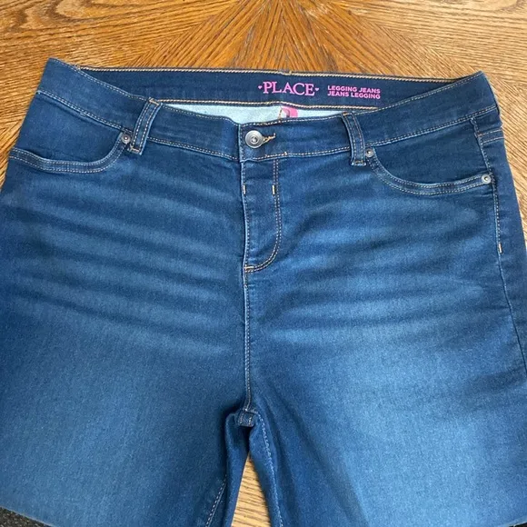 The Place NWT WOMAN 10-14 TWEEN 18plus Bundle 3 pairs jean Jeggings