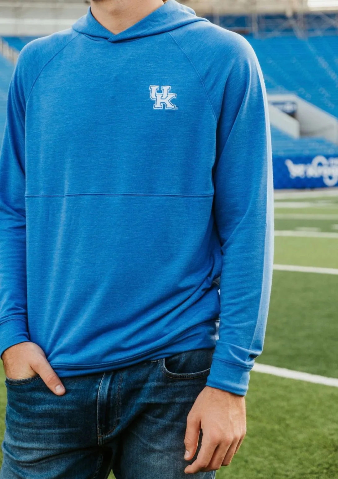 UK Wynn Performance Hoodie - Marine Hoodie
