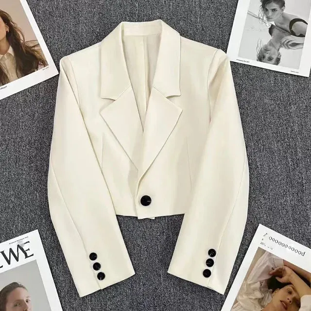 Women's short blazer with button placket and long sleeves - Stylish design for modern women